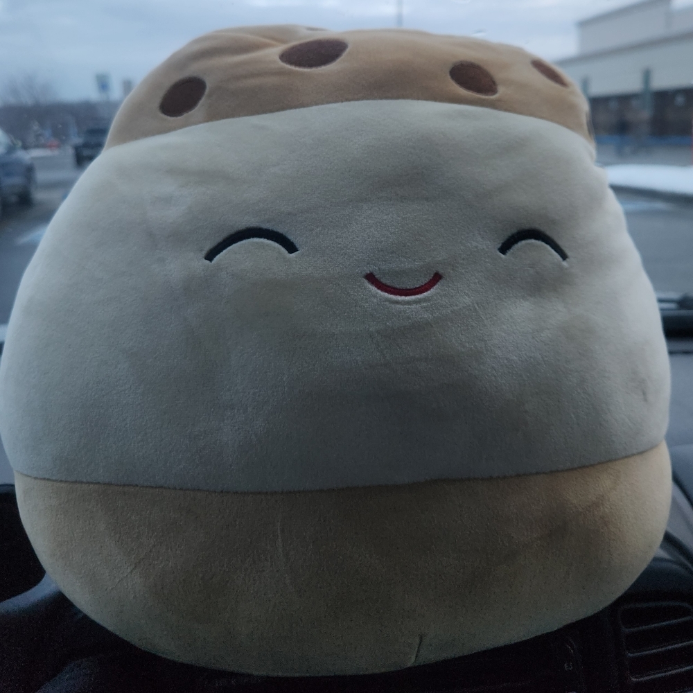 Koako cookie ice cream sandwich squishmallow